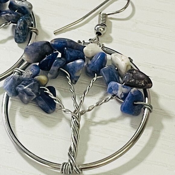 Tree of Life Wire Wrapped Earrings - Blue and White Stone Boho Dangles - Picture 2 of 3